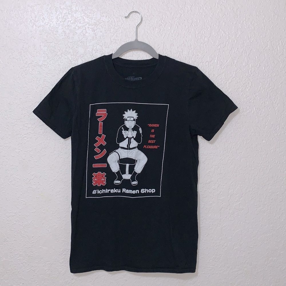 Naruto graphic tee shirt size Small
